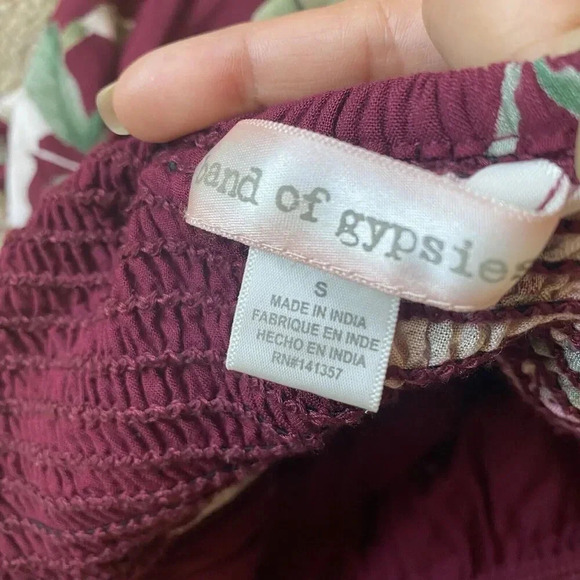 Band Of Gypsies Maroon Floral Halter Neck Romper Dress Beach Summer Vacation S - Picture 4 of 4